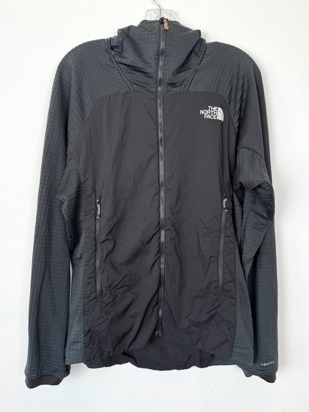 The North Face Medium Black Gray Summit Series L3 Ventrix Hybrid Hooded Jacket